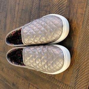 Steve Madden girls slip ons - size 3, fits like a 2